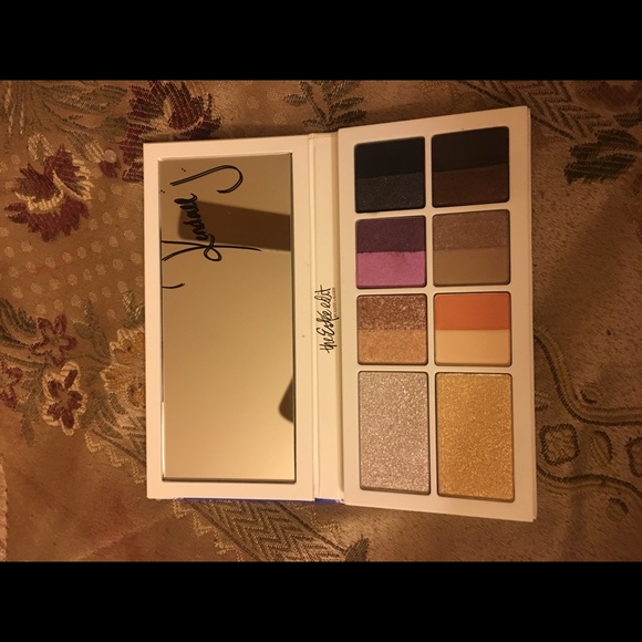 The Edit Palette - Kendall Jenner - Picture 5 of 5